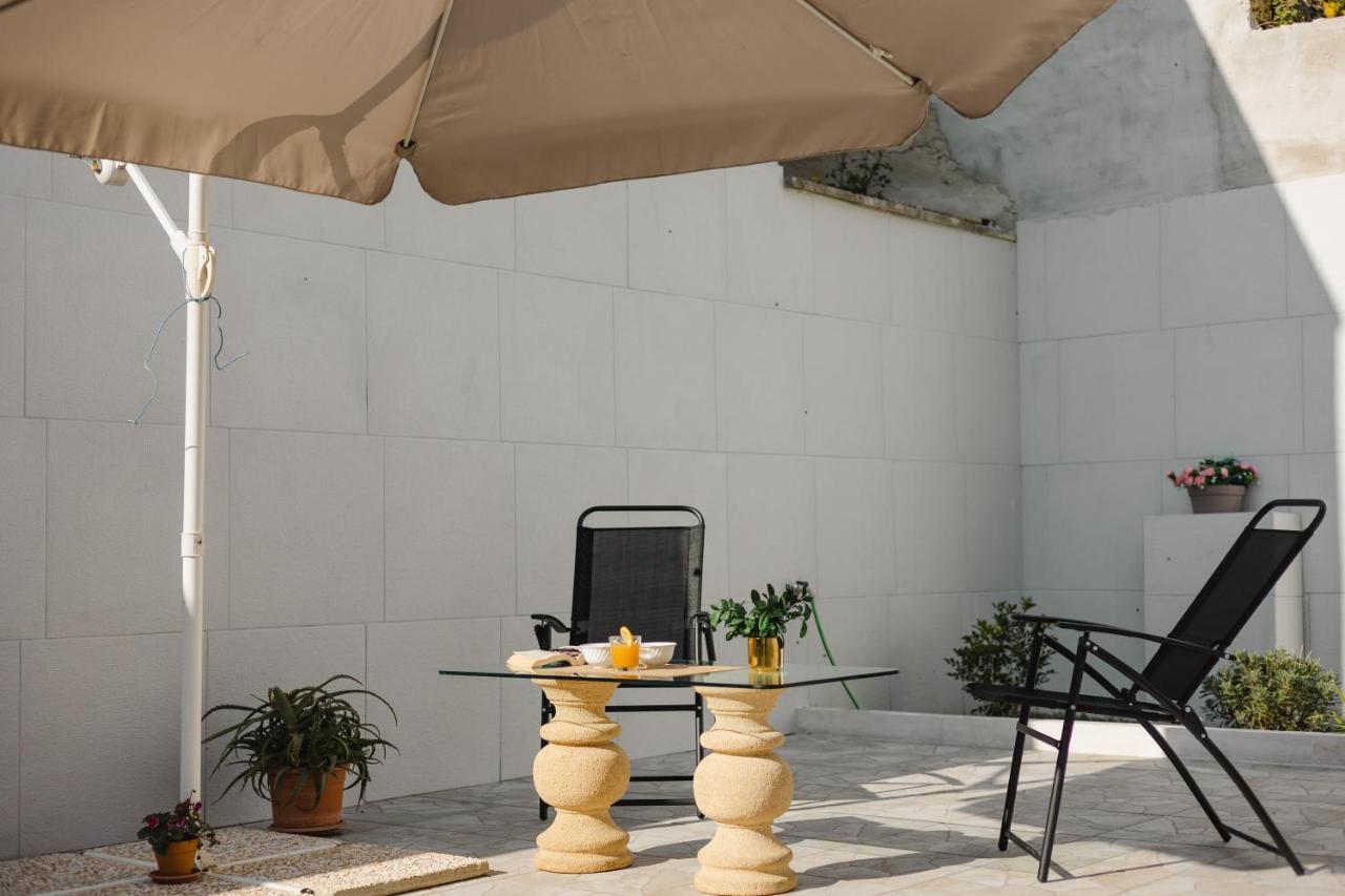 Villa Casa Alera Con Idromassaggio Lecce Exterior foto